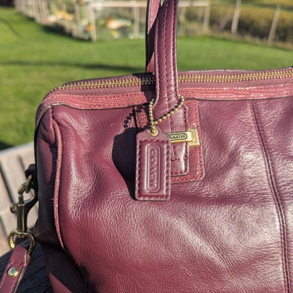 Vintage Coach Bordeaux Leather Satchel Handbag Tote Purse Gold and Maroon - Picture 5 of 11